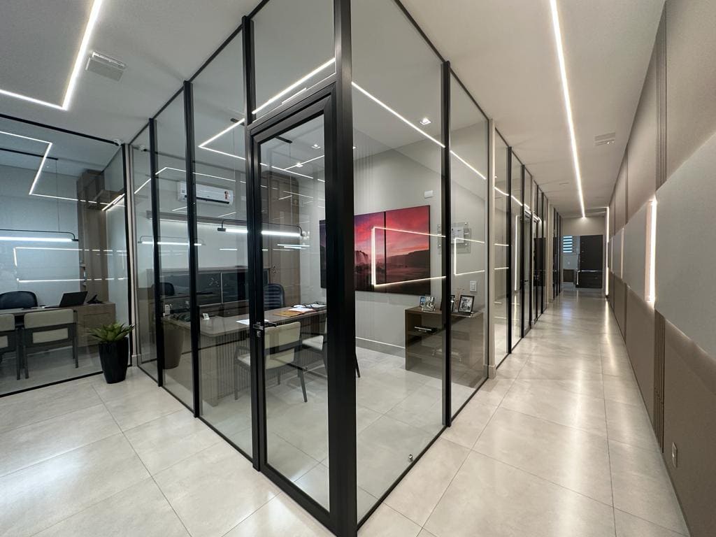 Ambiente interno da sede da Lobato Machado